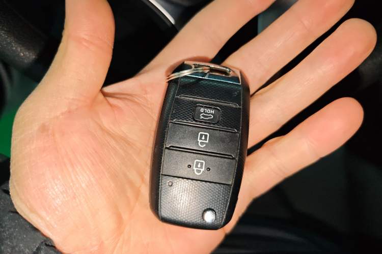Used Kia K5 2016 2.0L Automatic GLS Vehicle Key