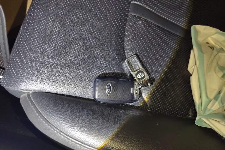 Used Kia K5 2016 2.0L Hybrid GLS Vehicle Key