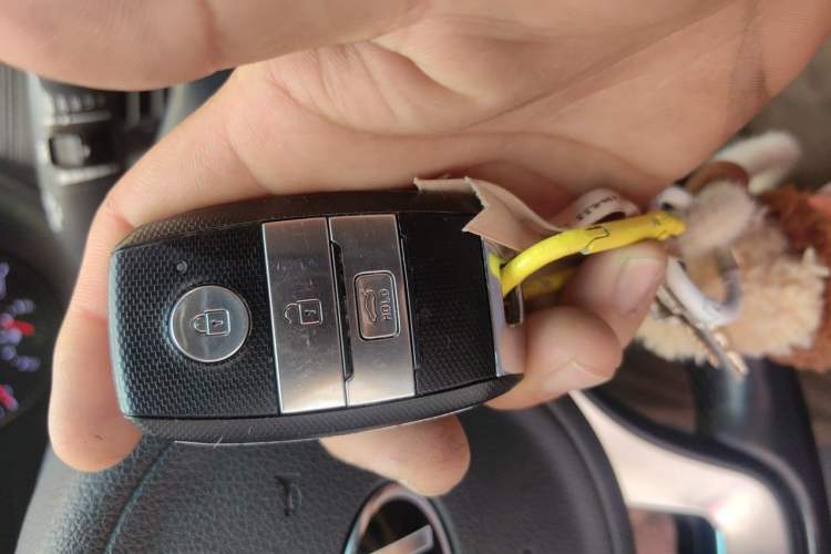Used Kia K5 2016 2.0L Automatic PRM Vehicle Key