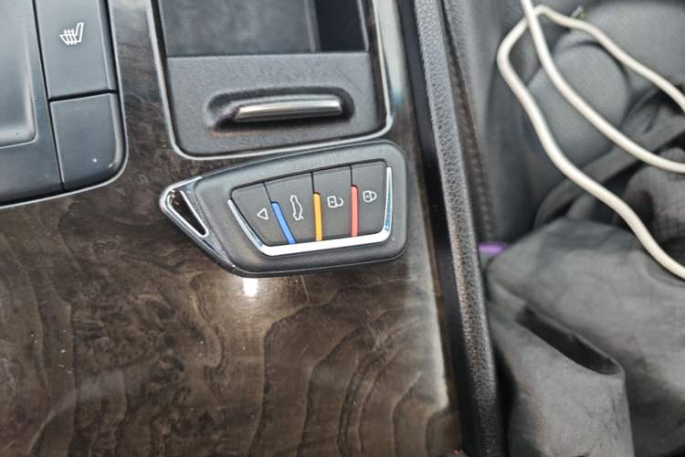 Used Kia K5 2016 2.0L Automatic LUX Vehicle Key