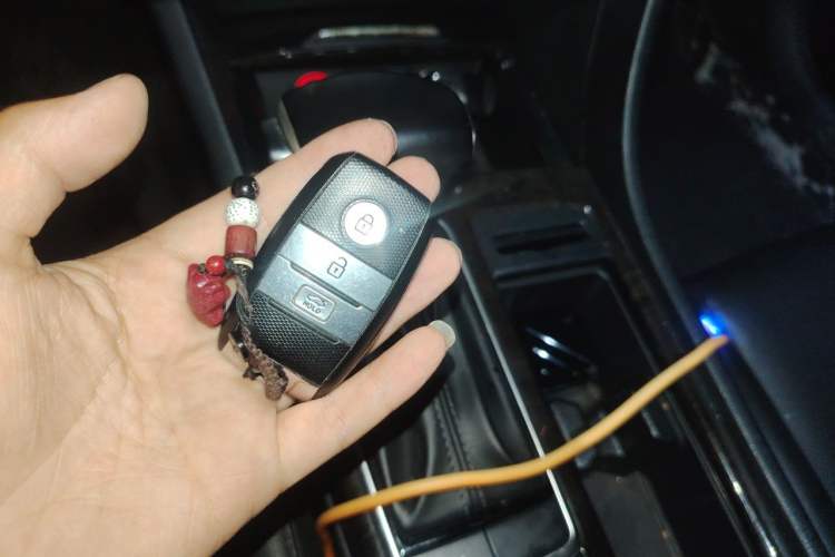 Used Kia K5 2016 2.0L Automatic PRM Vehicle Key