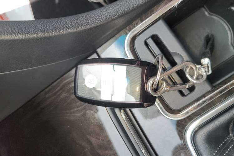 Used Kia K5 2016 1.6T Automatic LUX Vehicle Key