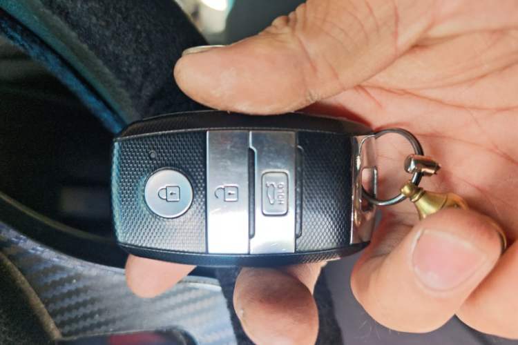 Used Kia K5 2016 2.0L Hybrid GLS Vehicle Key
