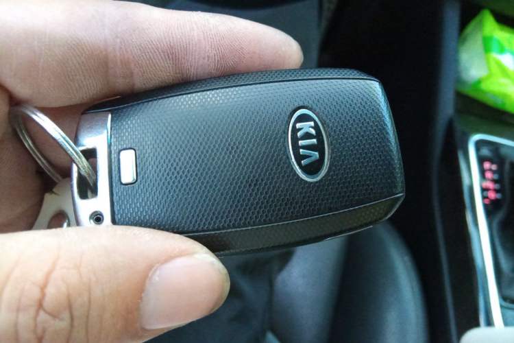 Used Kia K5 2016 1.6T Automatic PRM Vehicle Key