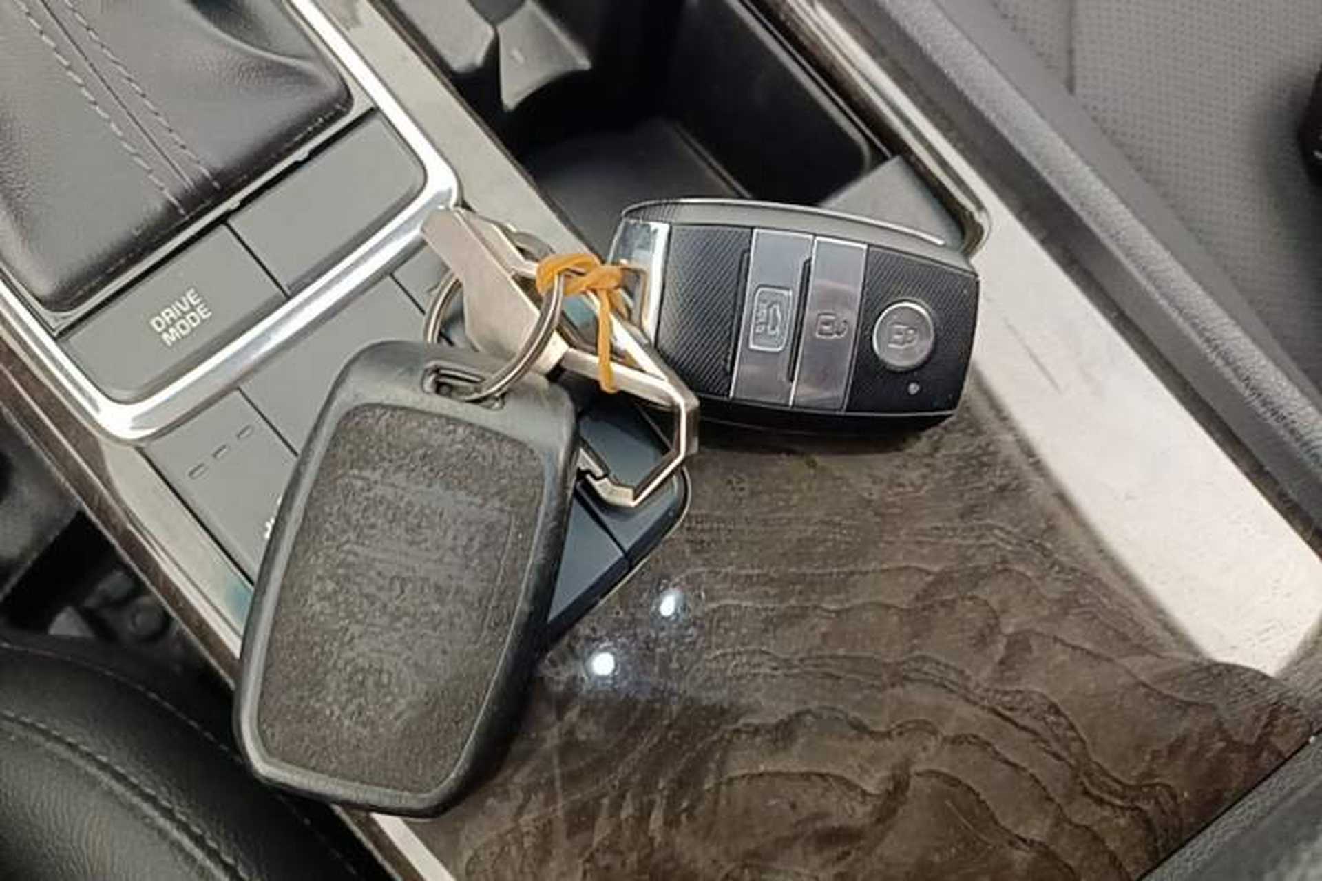 Used Kia K5 2016 2.0L Automatic LUX Vehicle Key