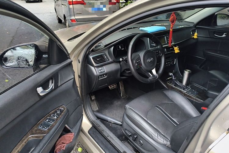 Used Kia K5 2016 2.0L Automatic LUX Driver Seat