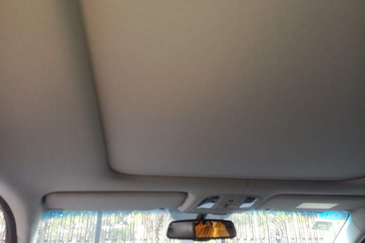 Used Kia K5 2017 2.0L Automatic 15th Anniversary Special Edition LUX Headliner