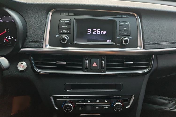 Used Kia K5 2017 2.0L Automatic 15th Anniversary Special Edition LUX Audio And AC Panel