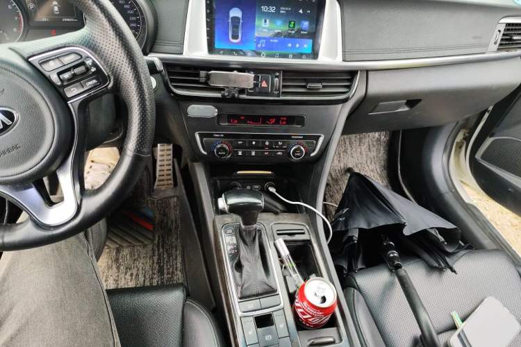 Used Kia K5 2017 2.0L Automatic 15th Anniversary Special Edition LUX Audio And AC Panel