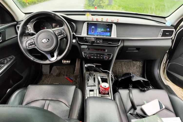 Used Kia K5 2017 2.0L Automatic 15th Anniversary Special Edition LUX Center Console