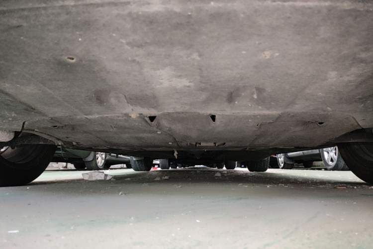 Used Kia K5 2017 2.0L Automatic 15th Anniversary Special Edition LUX Chassis Front