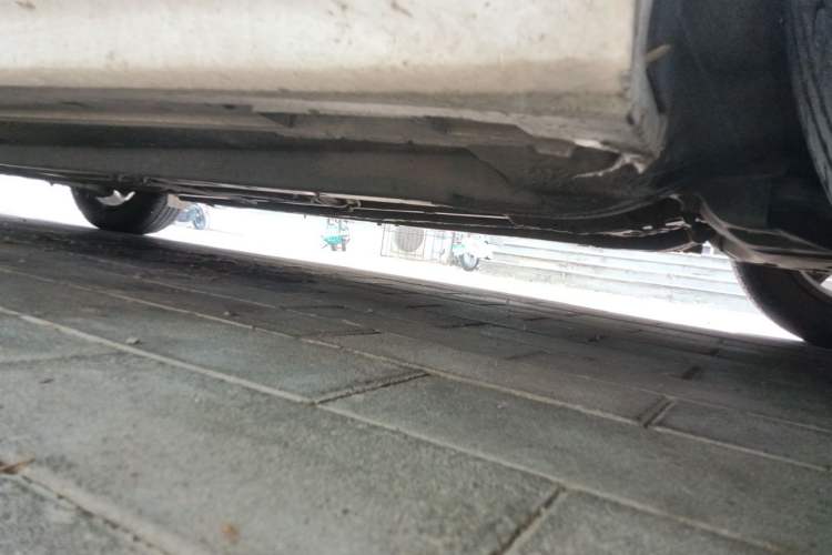 Used Kia K5  Chassis Front Right