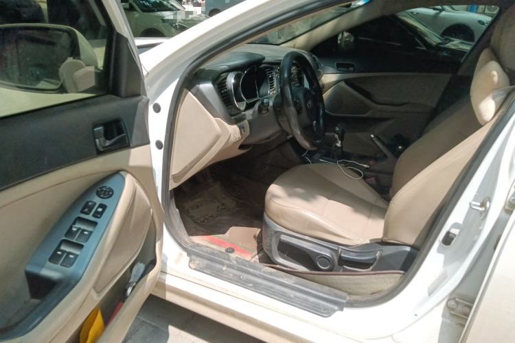 Used Kia K5  Driver Seat