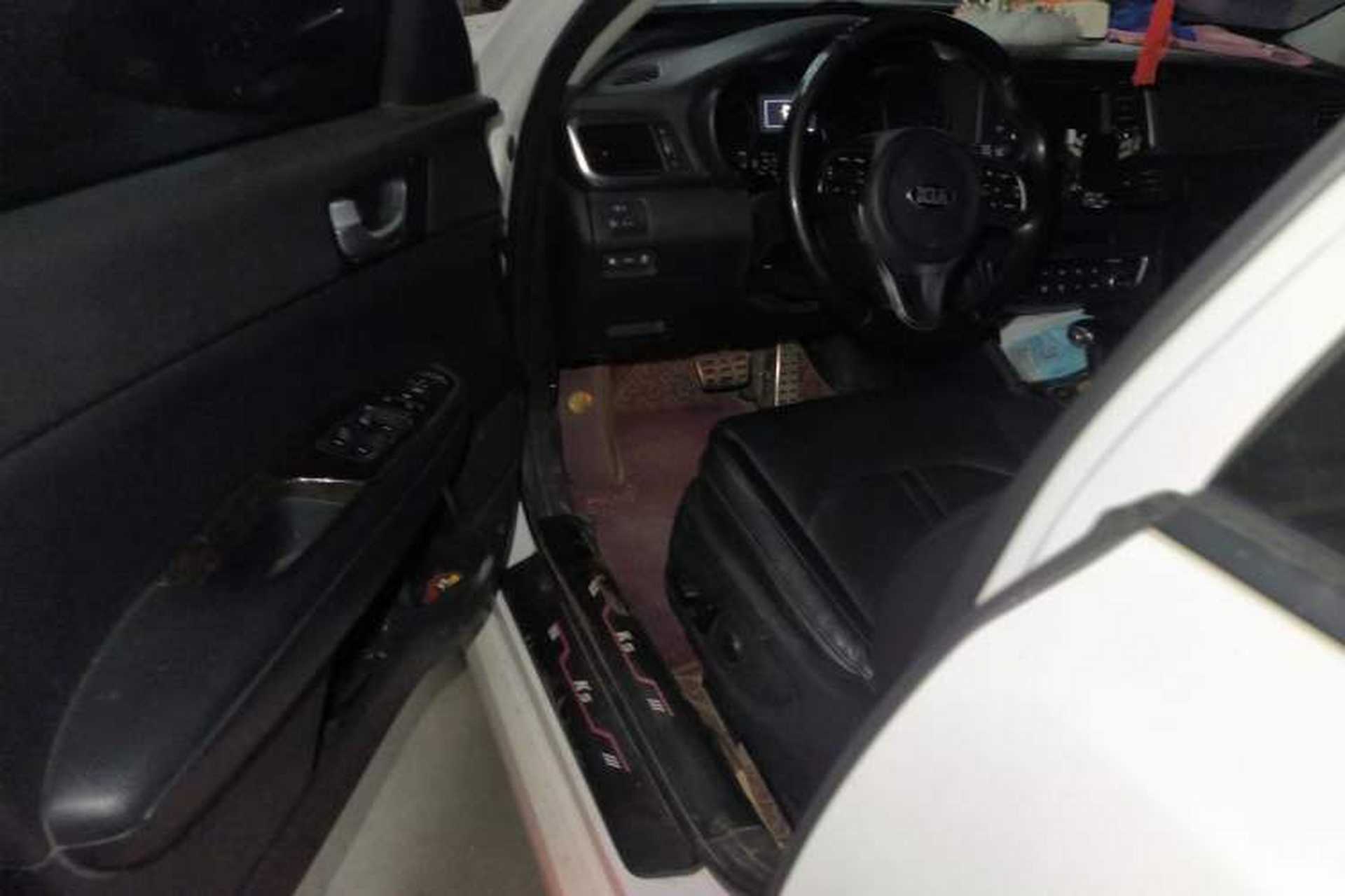 Used Kia K5 2017 2.0L Automatic 15th Anniversary Special Edition LUX Driver Seat