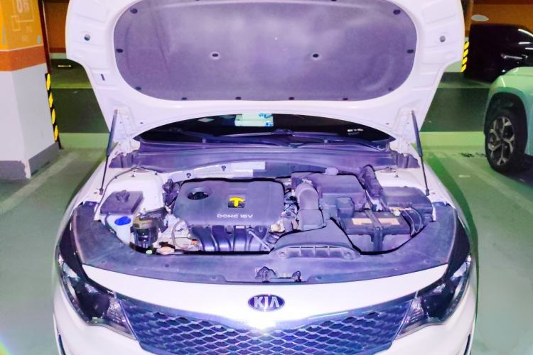 Used Kia K5 2017 2.0L Automatic 15th Anniversary Special Edition LUX Engine Bay