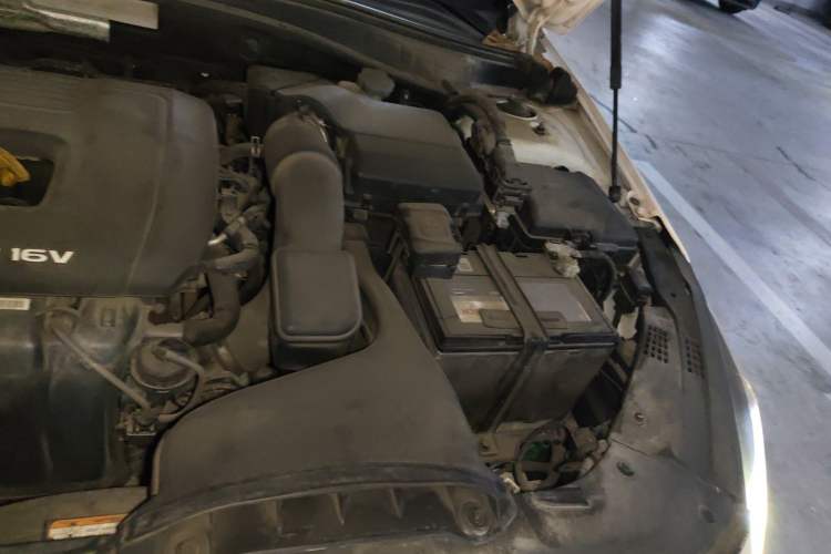 Used Kia K5 2017 2.0L Automatic 15th Anniversary Special Edition LUX Engine Bay Left