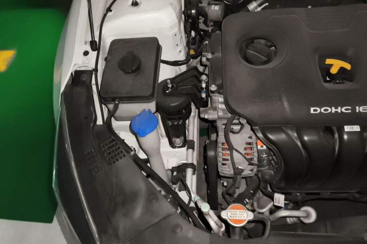 Used Kia K5 2017 2.0L Automatic 15th Anniversary Special Edition LUX Engine Bay Right