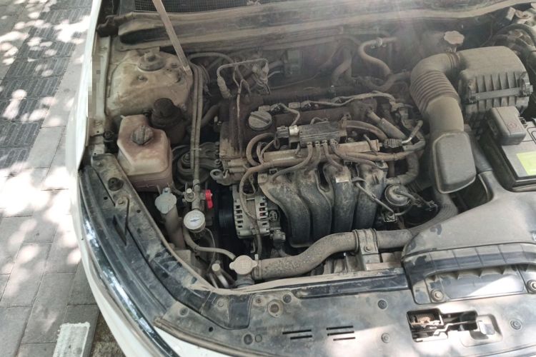 Used Kia K5  Engine Bay Right