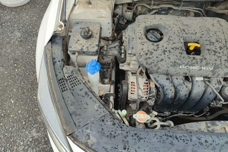 Used Kia K5 2017 2.0L Automatic 15th Anniversary Special Edition LUX Engine Bay Right
