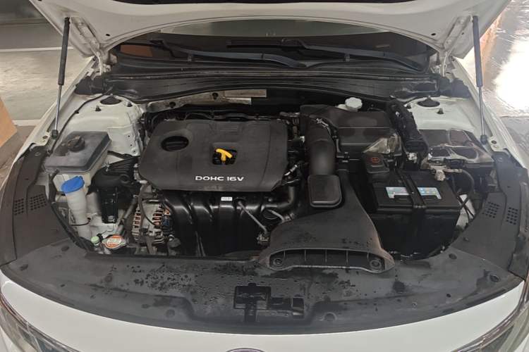 Used Kia K5 2017 2.0L Automatic 15th Anniversary Special Edition LUX Engine Bay