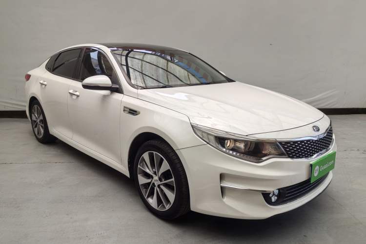Used Kia K5 2017 2.0L Automatic 15th Anniversary Special Edition LUX Exterior 1