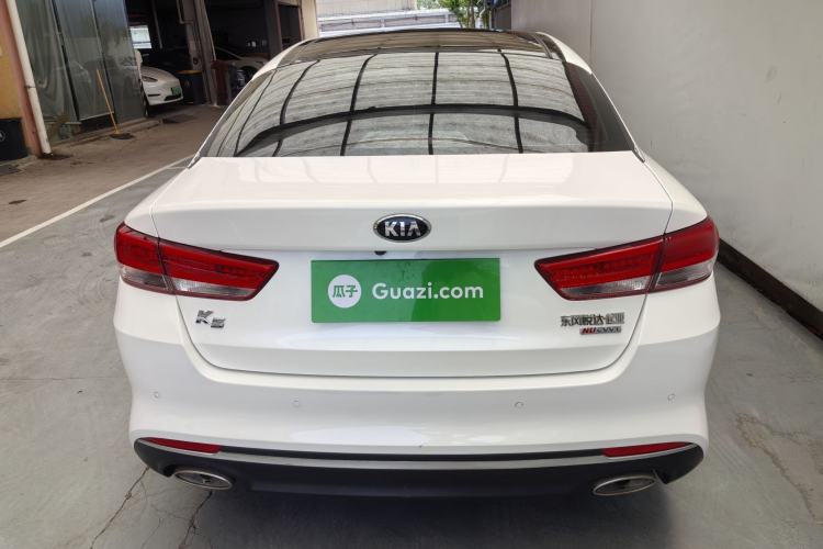 Used Kia K5 2017 2.0L Automatic 15th Anniversary Special Edition LUX Exterior 10