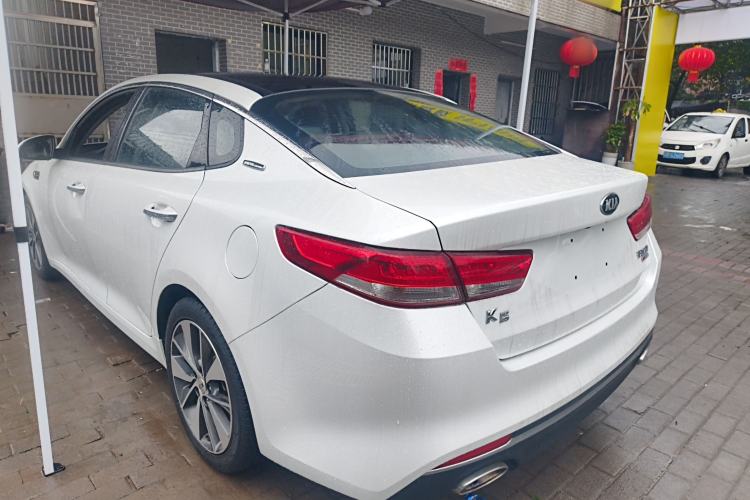 Used Kia K5 2017 2.0L Automatic 15th Anniversary Special Edition LUX Exterior 2