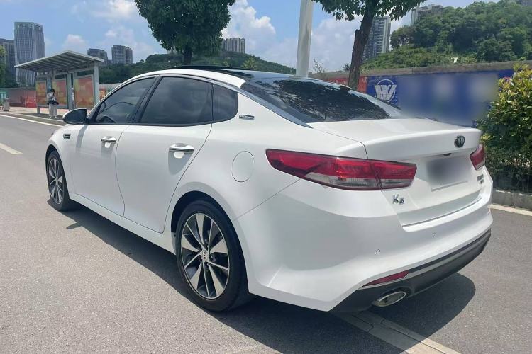 Used Kia K5 2017 2.0L Automatic 15th Anniversary Special Edition LUX Exterior 3
