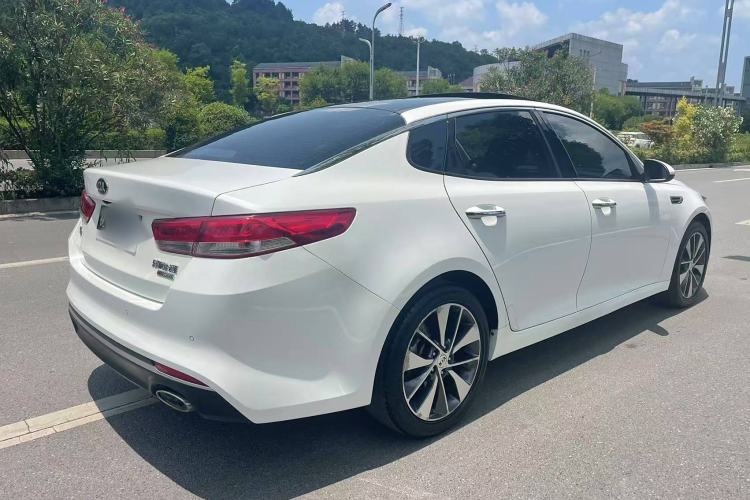 Used Kia K5 2017 2.0L Automatic 15th Anniversary Special Edition LUX Exterior 5