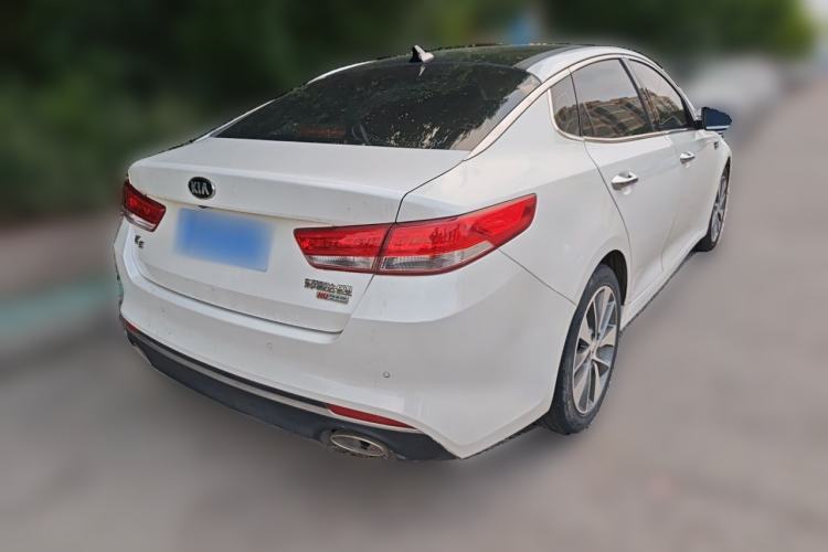 Used Kia K5 2017 2.0L Automatic 15th Anniversary Special Edition LUX Exterior 5