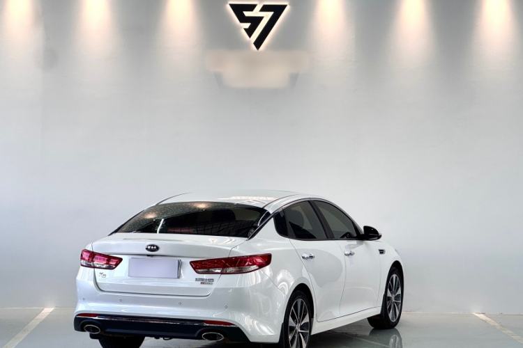 Used Kia K5 2017 2.0L Automatic 15th Anniversary Special Edition LUX Exterior 5