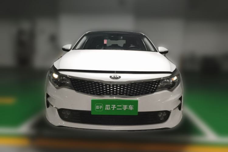Used Kia K5 2017 2.0L Automatic 15th Anniversary Special Edition LUX Front