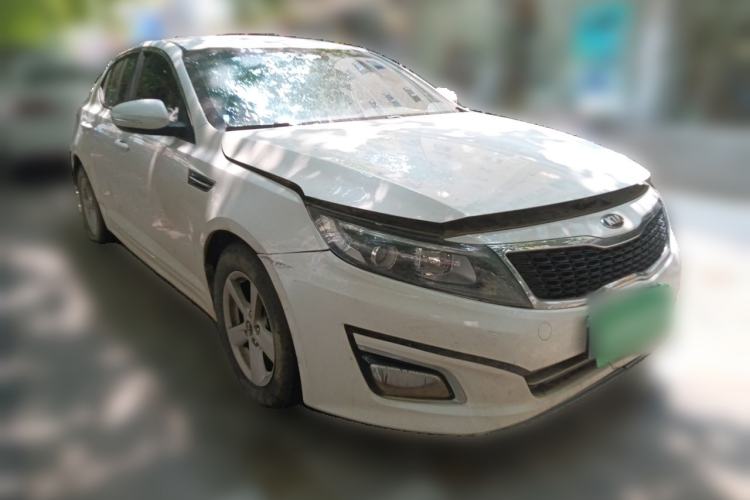 Used Kia K5  Front Right 45 Deg