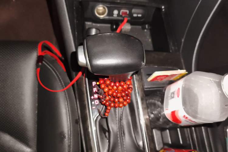 Used Kia K5 2017 2.0L Automatic 15th Anniversary Special Edition LUX Gear Lever