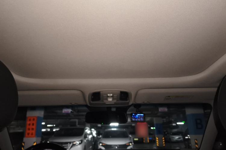 Used Kia K5 2017 2.0L Automatic 15th Anniversary Special Edition LUX Headliner