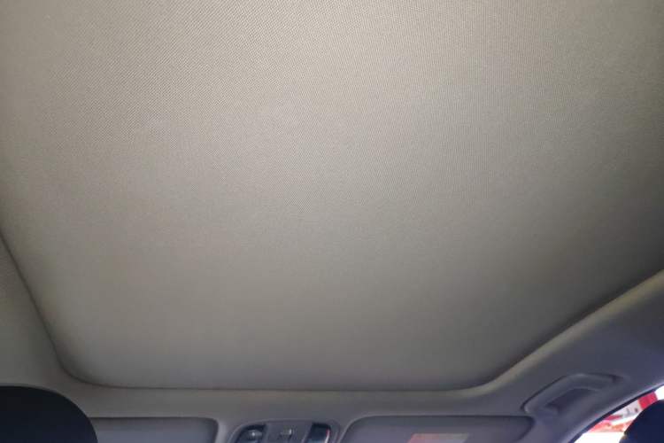 Used Kia K5 2017 2.0L Automatic 15th Anniversary Special Edition LUX Headliner