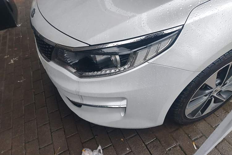 Used Kia K5 2017 2.0L Automatic 15th Anniversary Special Edition LUX Left Front Headlight