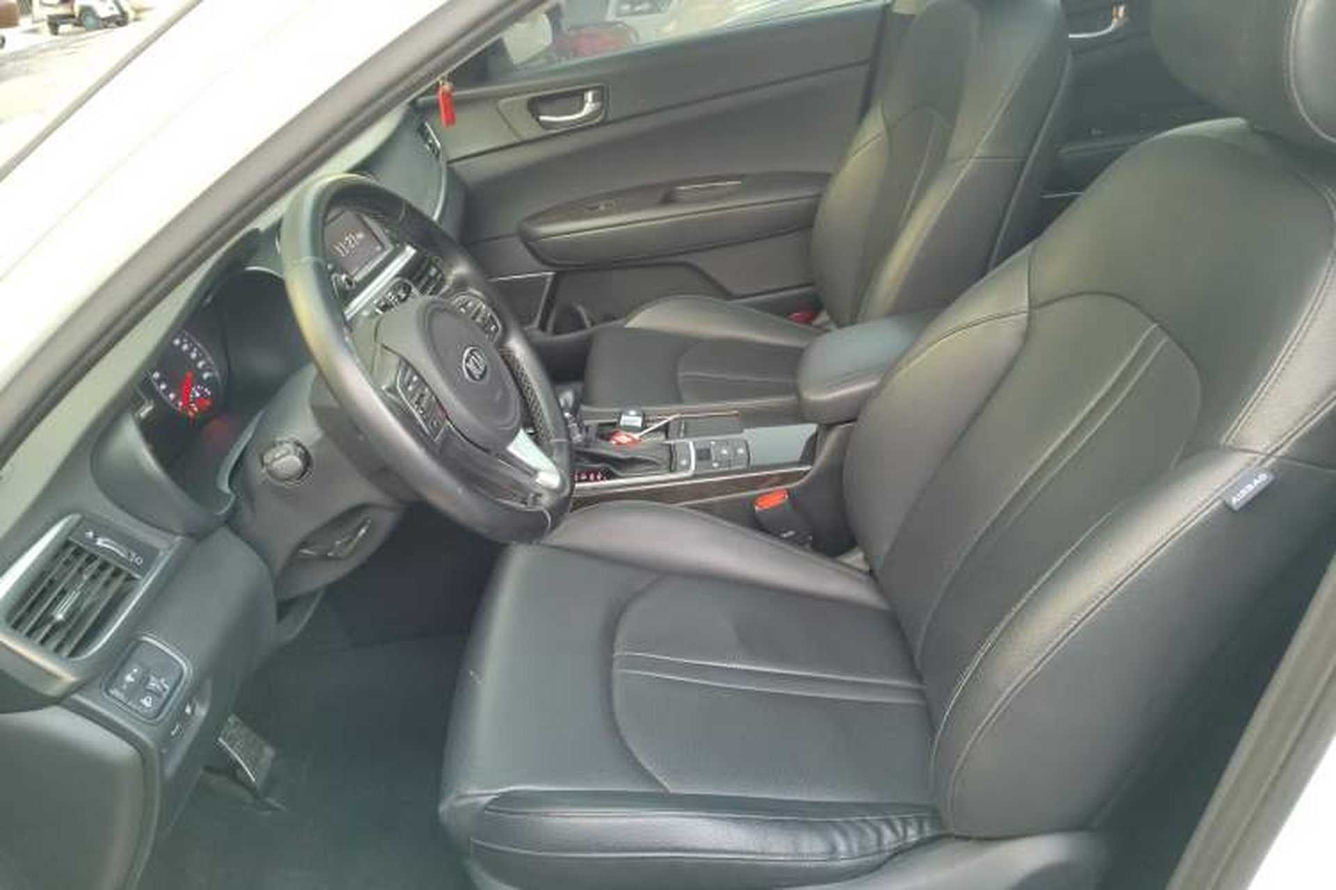 Used Kia K5 2017 2.0L Automatic 15th Anniversary Special Edition LUX Left Front Seat