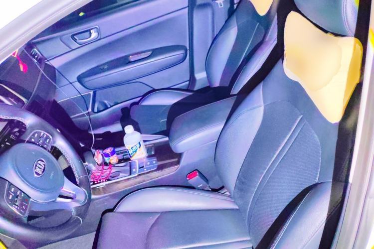 Used Kia K5 2017 2.0L Automatic 15th Anniversary Special Edition LUX Left Front Seat