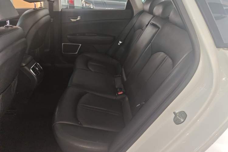 Used Kia K5 2017 2.0L Automatic 15th Anniversary Special Edition LUX Left Rear Seat
