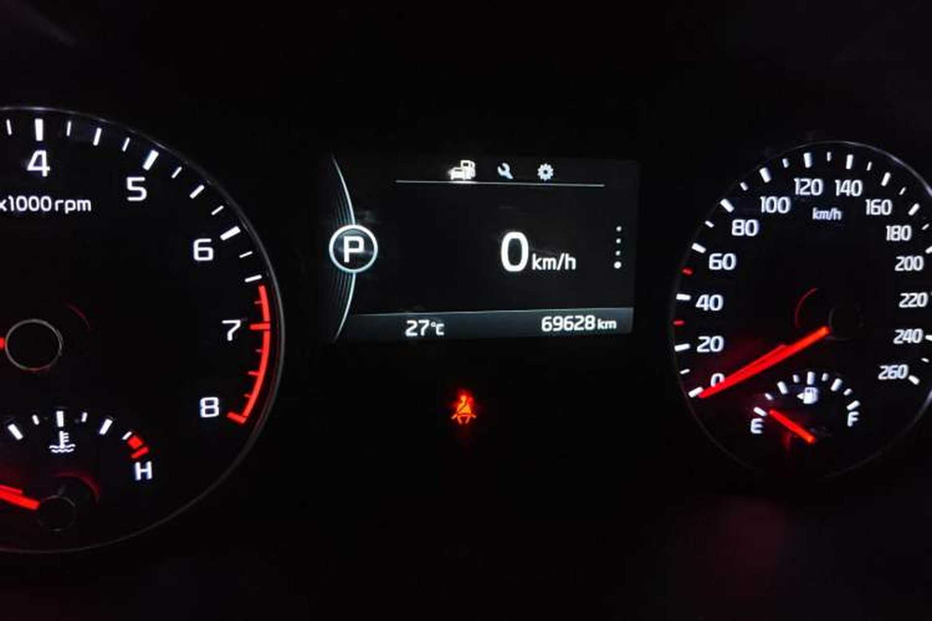 Used Kia K5 2017 2.0L Automatic 15th Anniversary Special Edition LUX Odometer Close Up