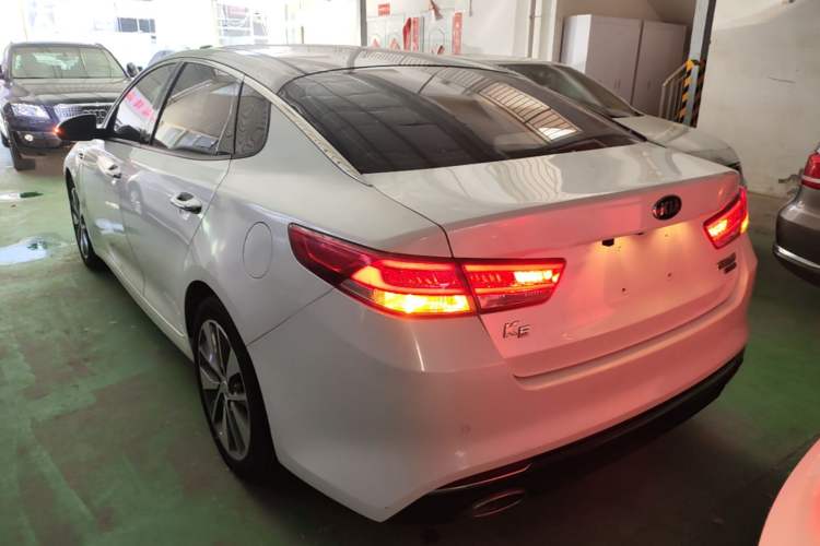 Used Kia K5 2017 2.0L Automatic 15th Anniversary Special Edition LUX Rear Left 45 Deg