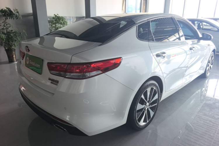 Used Kia K5 2017 2.0L Automatic 15th Anniversary Special Edition LUX Rear Right 45 Deg
