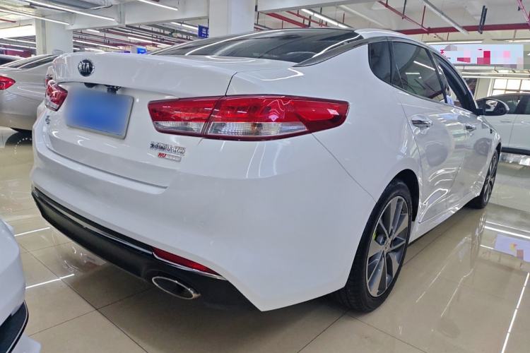 Used Kia K5 2017 2.0L Automatic 15th Anniversary Special Edition LUX Rear Right 45 Deg