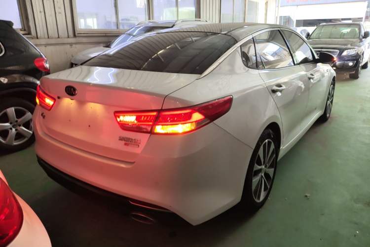 Used Kia K5 2017 2.0L Automatic 15th Anniversary Special Edition LUX Rear Right 45 Deg