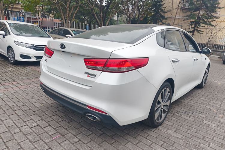 Used Kia K5 2017 2.0L Automatic 15th Anniversary Special Edition LUX Rear Right 45 Deg
