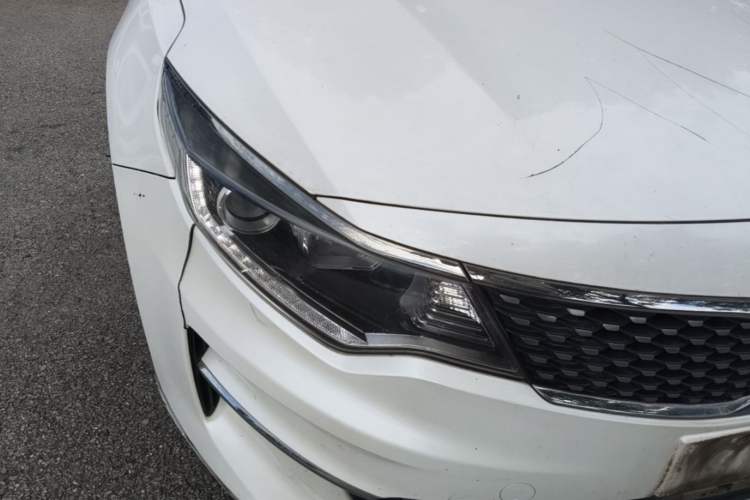 Used Kia K5 2017 2.0L Automatic 15th Anniversary Special Edition LUX Right Front Headlight