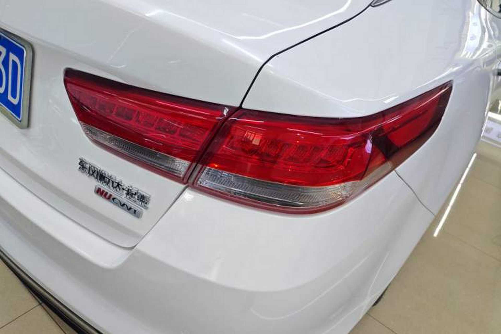 Used Kia K5 2017 2.0L Automatic 15th Anniversary Special Edition LUX Right Rear Taillight