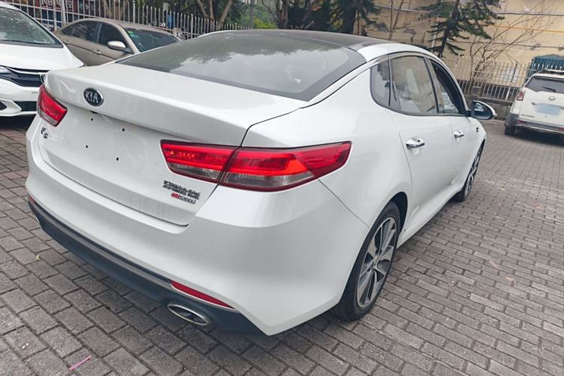 Used Kia K5 2017 2.0L Automatic 15th Anniversary Special Edition LUX Right Rear Taillight