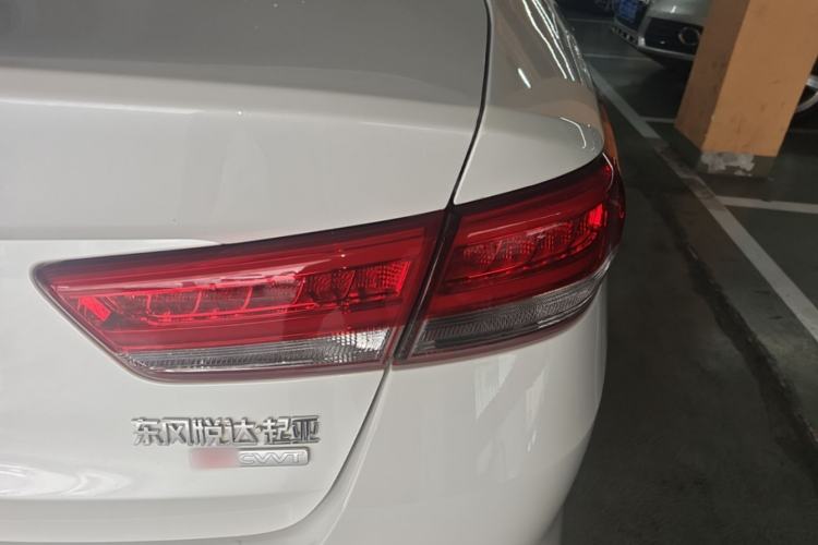 Used Kia K5 2017 2.0L Automatic 15th Anniversary Special Edition LUX Right Rear Taillight